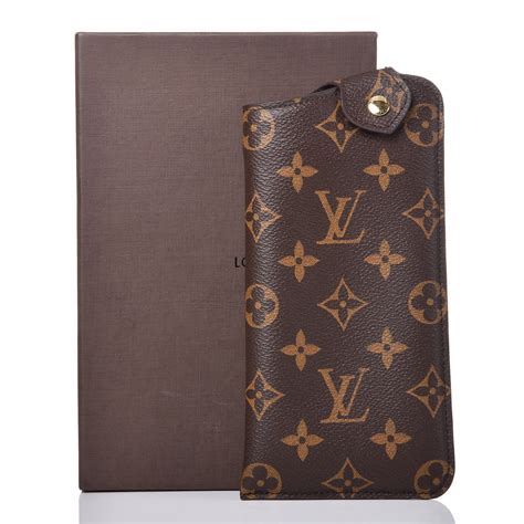 louis vuitton eye trunk case|Louis Vuitton sunglasses case hard.